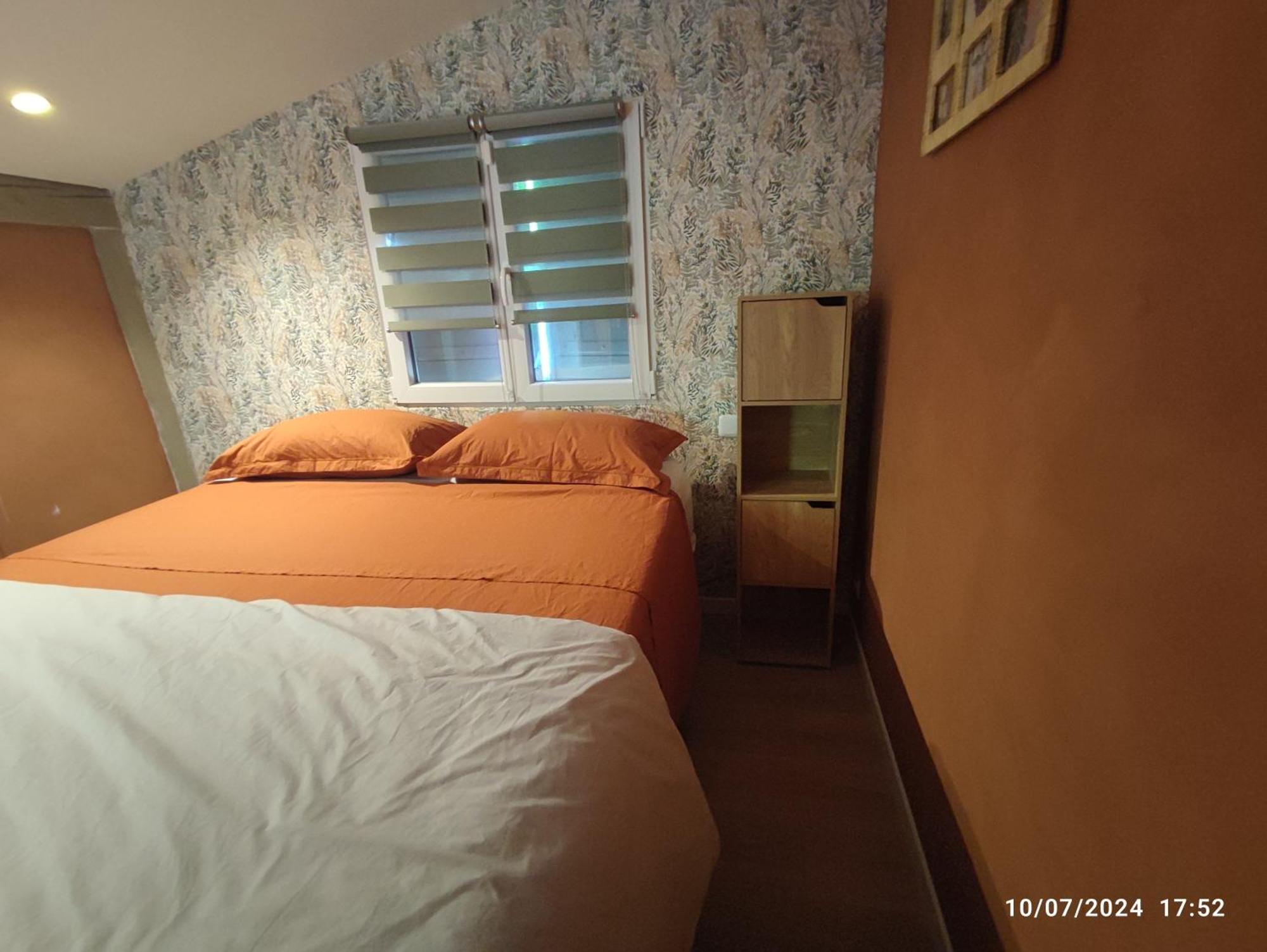 Bed and Breakfast Chambre Au Coeur Du Luberon Cereste Экстерьер фото